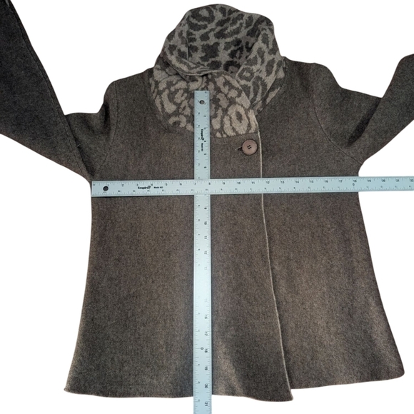 Made In Italy Wool Brown Sweater with Patterned Collar - Picture 5 of 7